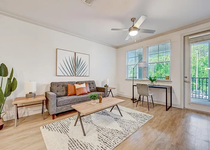 Frontdesk The Point At Tamaya Apts Jacksonville